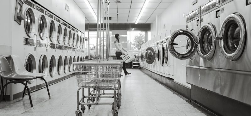 Antes e depois: os diferenciais de uma lavanderia que valoriza higiene e limpeza